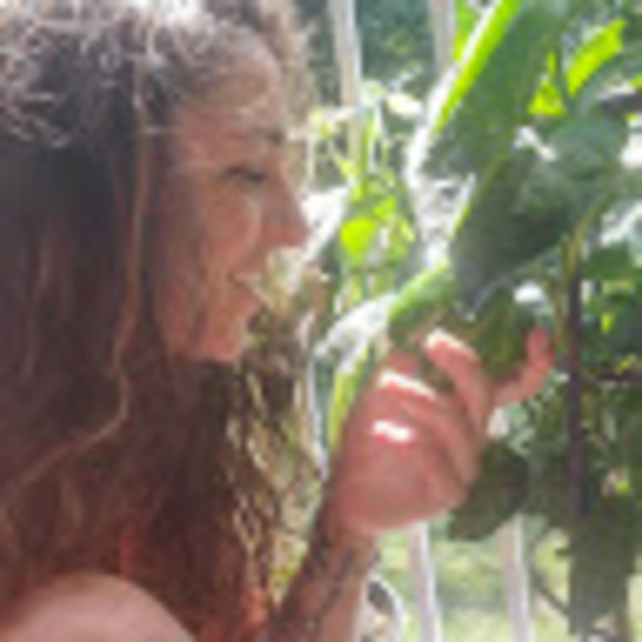 Meet your Posher, Dana - Picture 1 of 1